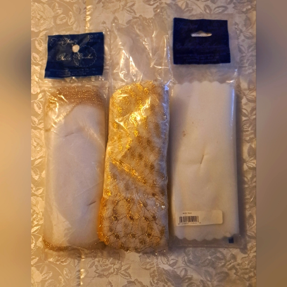 Elegant Gold and White Fabric Set